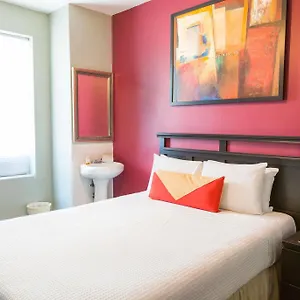  Hostel Broadway &